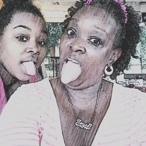 Meet your Posher, Joyce